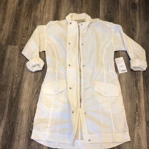 Athleta Organic Cotton white  XS  Vista jacket.